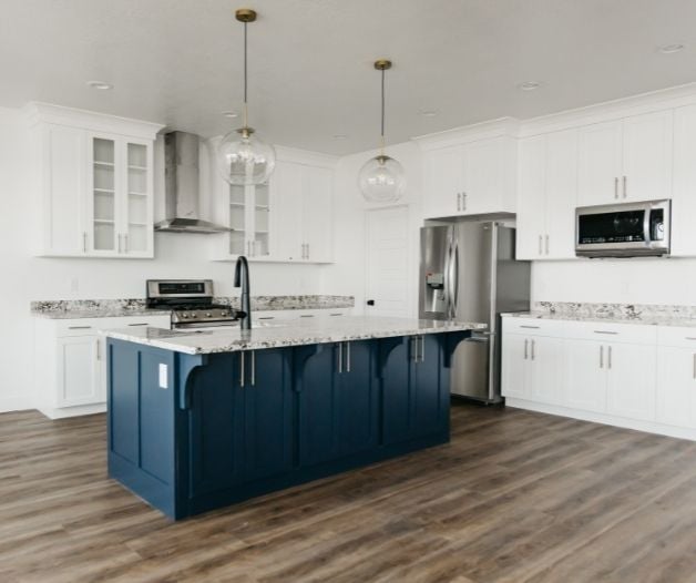 Crisp and Clean New Kitchen Remodel 